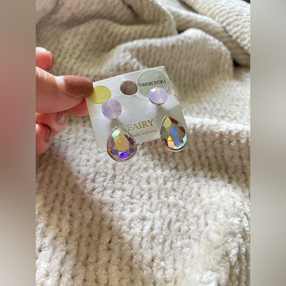 Swarovski Crystal earrings 2 sets - Picture 2 of 4